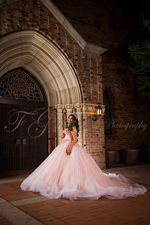Selina-254